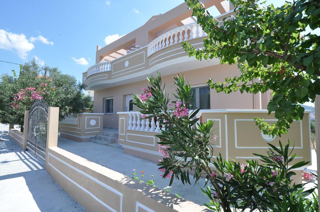 Villa Kaiti Лименария Екстериор снимка